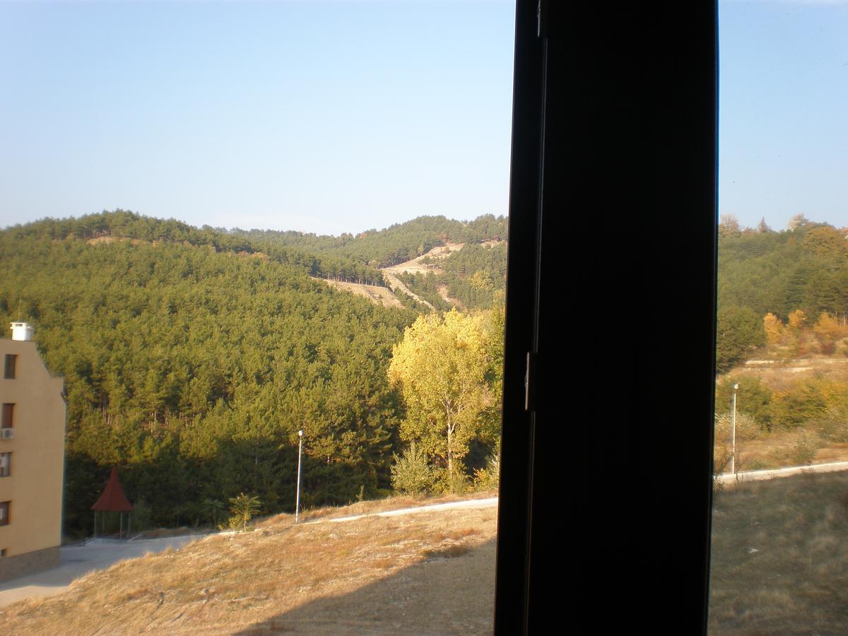 Вихрен-Стаи И Апартаменти За Гости Sandanski Exterior photo